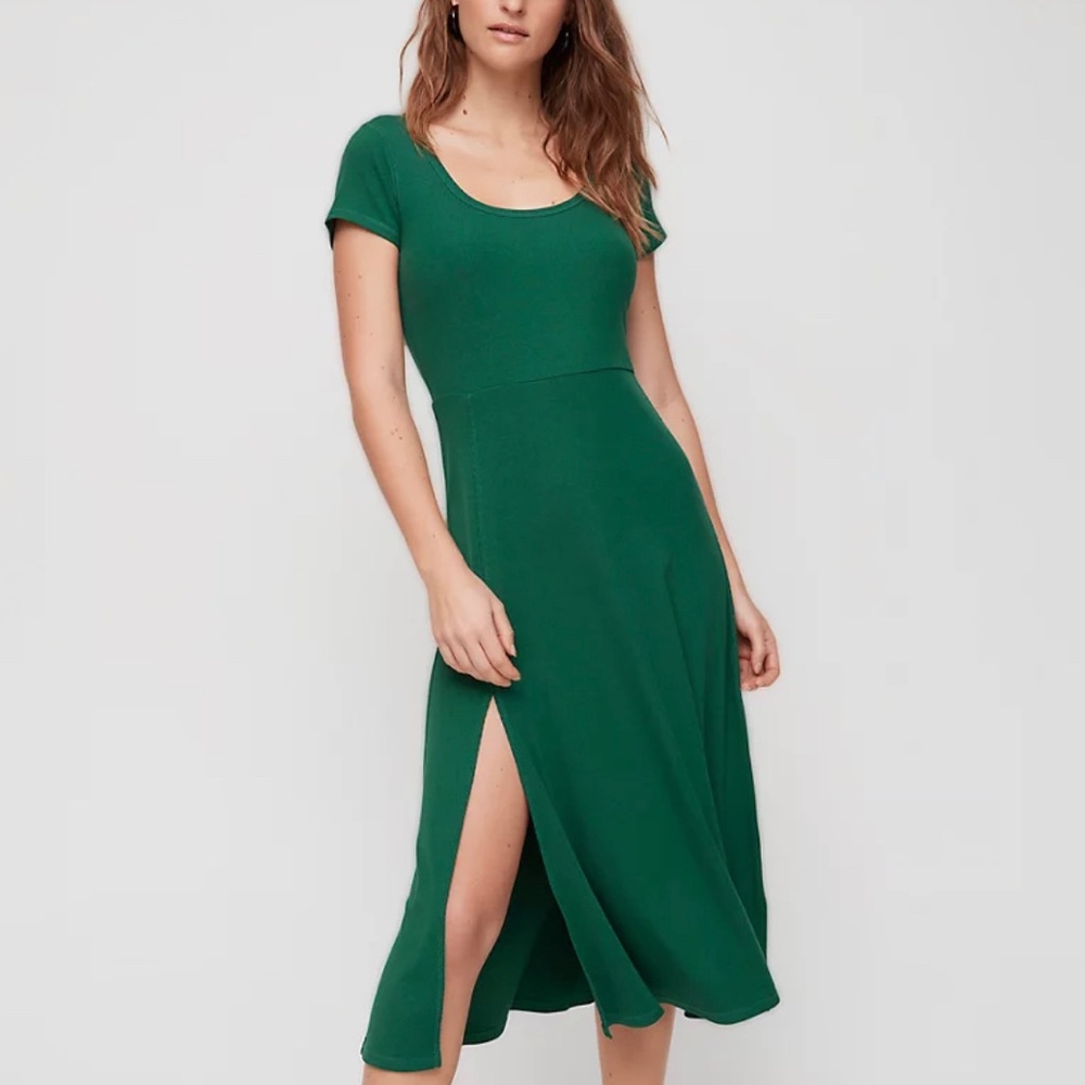 Aritzia Wilfred Oralie Short sleeve midi dress (Botany Green)